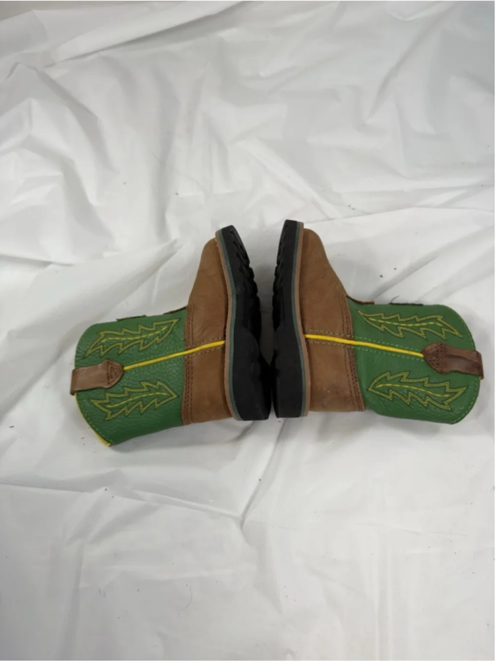 Toddler John Deere Boots Size 4 excellent condidtion